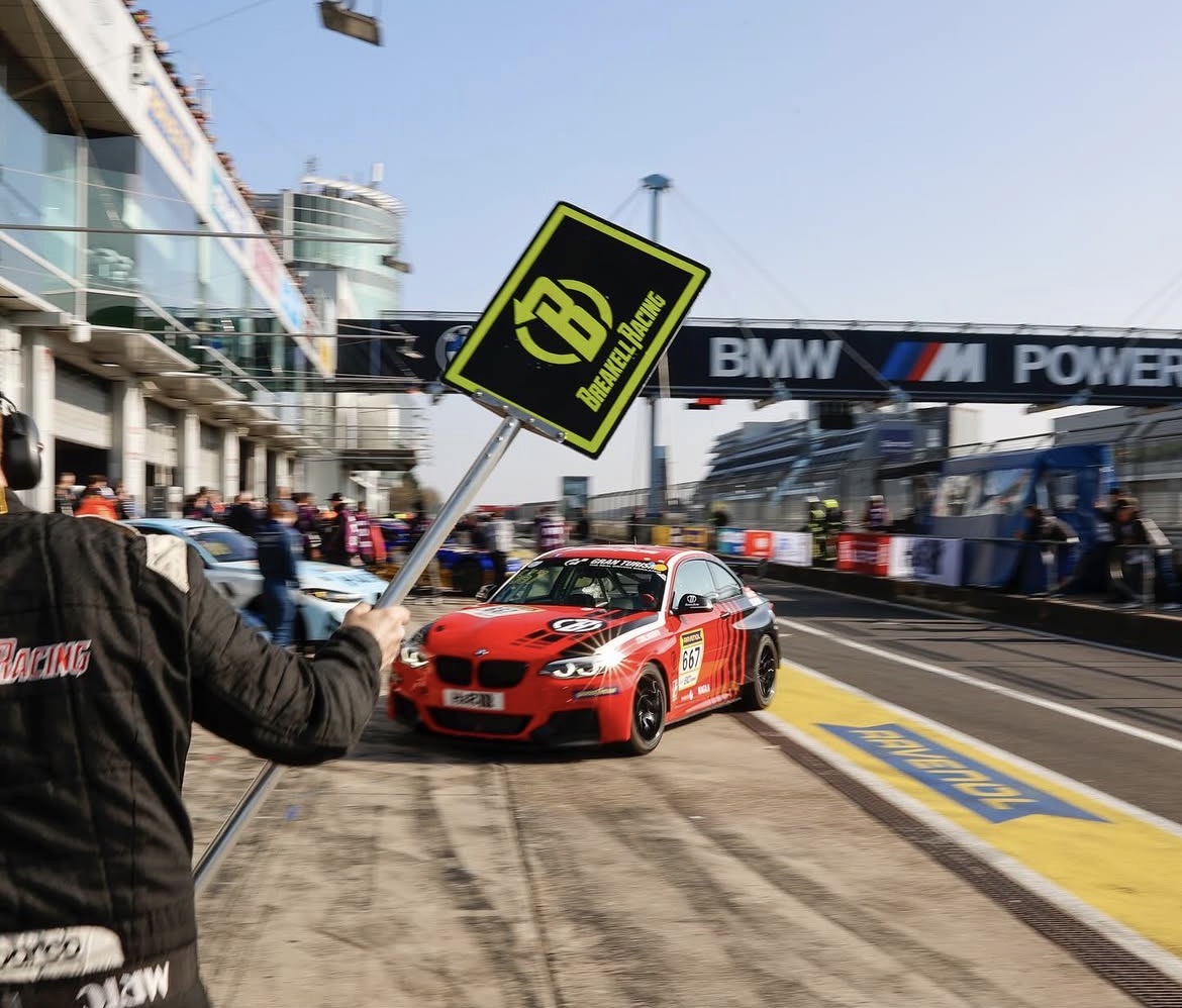 Breakell Racing pitlane